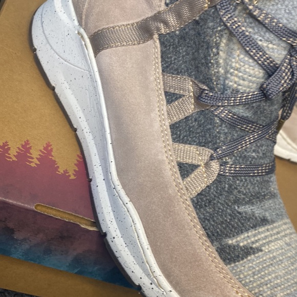 Bionica Women's Olesha All-Weather Waterproof Boots 11 Baywater - Picture 3 of 6